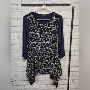 Fashion Fuse blue and white asymmetrical tunic with relaxesld comfy fit Size S